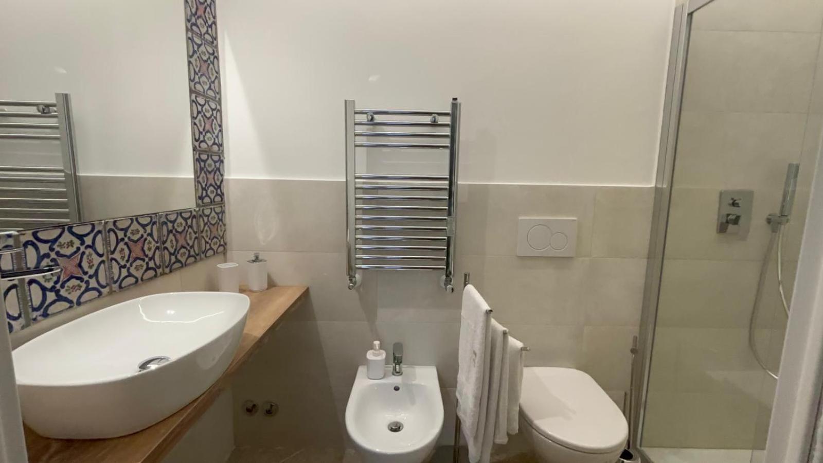 Bed and Breakfast La Viuzza Сорренто Экстерьер фото